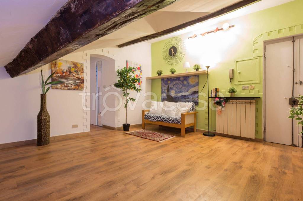 appartamento in vendita a Genova in zona Marassi