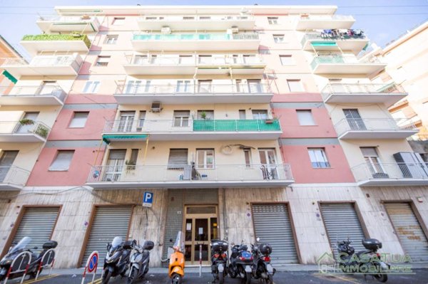 appartamento in vendita a Genova in zona Lagaccio / Granarolo