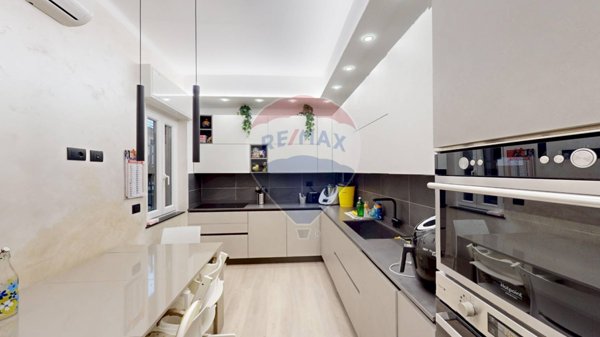 appartamento in vendita a Genova in zona Quezzi