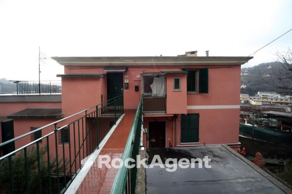 appartamento in vendita a Genova in zona Bolzaneto
