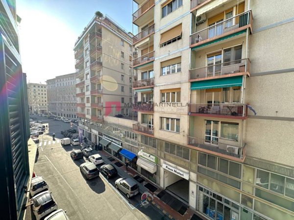 appartamento in vendita a Genova in zona Foce