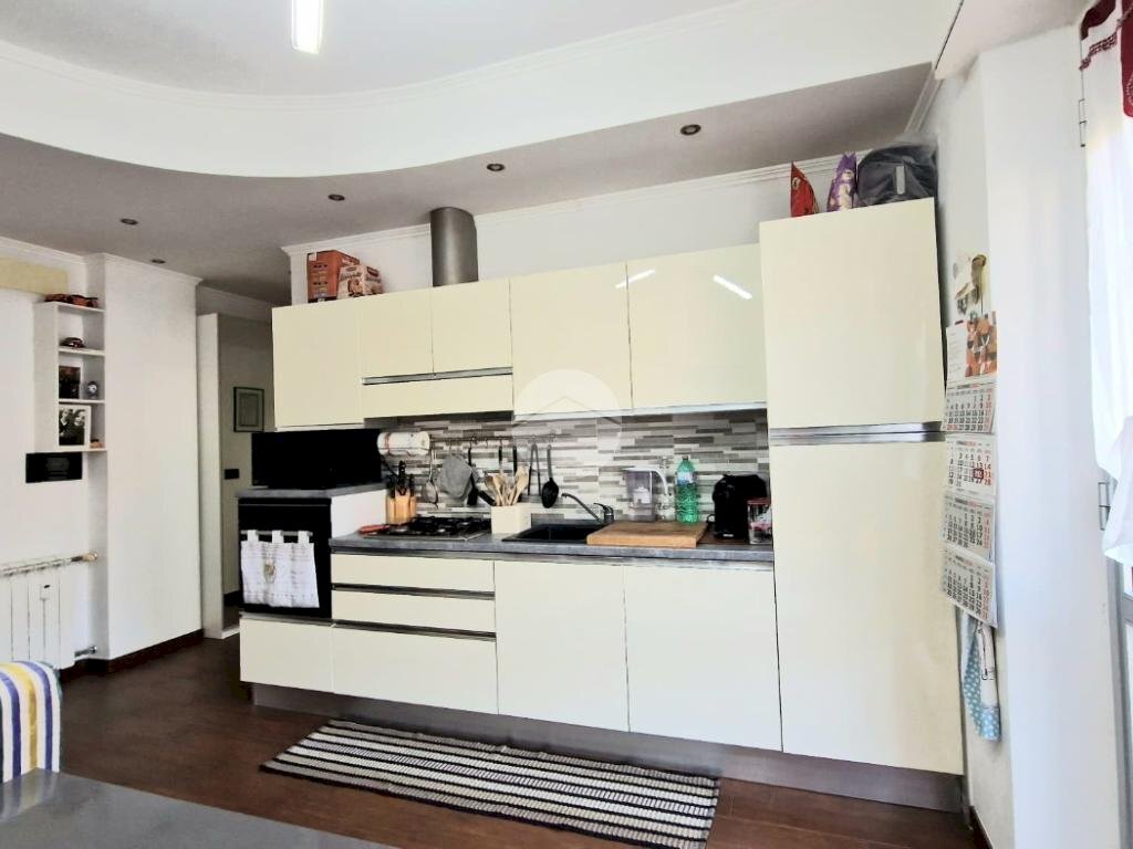 appartamento in vendita a Genova in zona Palmaro / Pra'