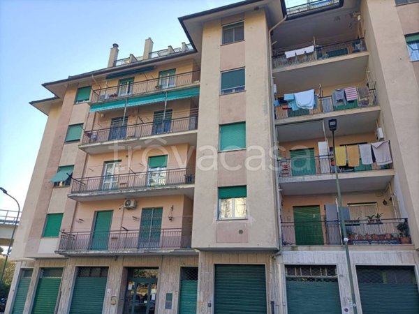 appartamento in vendita a Genova in zona Palmaro / Pra'