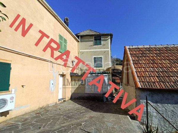 casa indipendente in vendita a Genova in zona Bavari