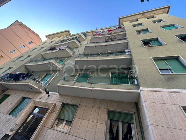 appartamento in vendita a Genova in zona Sampierdarena