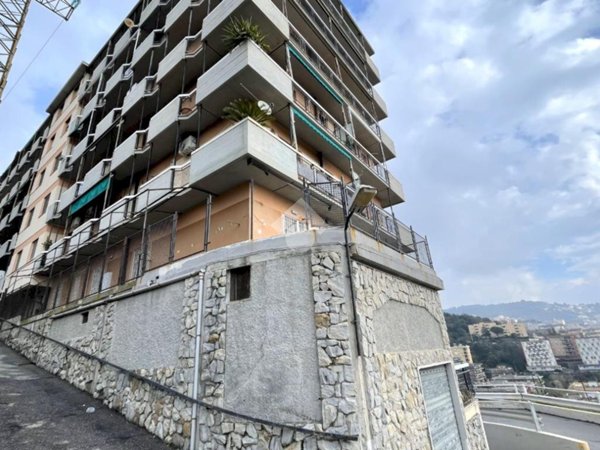 multivano in vendita a Genova