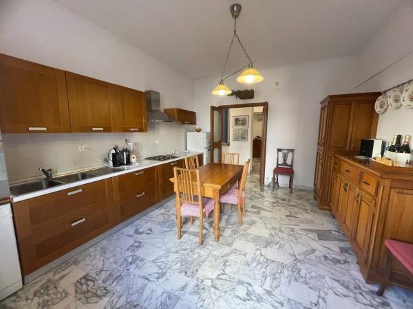 appartamento in vendita a Genova in zona Pegli