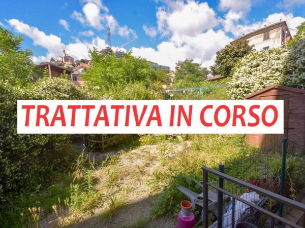 appartamento in vendita a Genova in zona Crevari