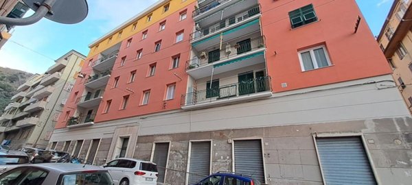 appartamento in vendita a Genova in zona Sampierdarena