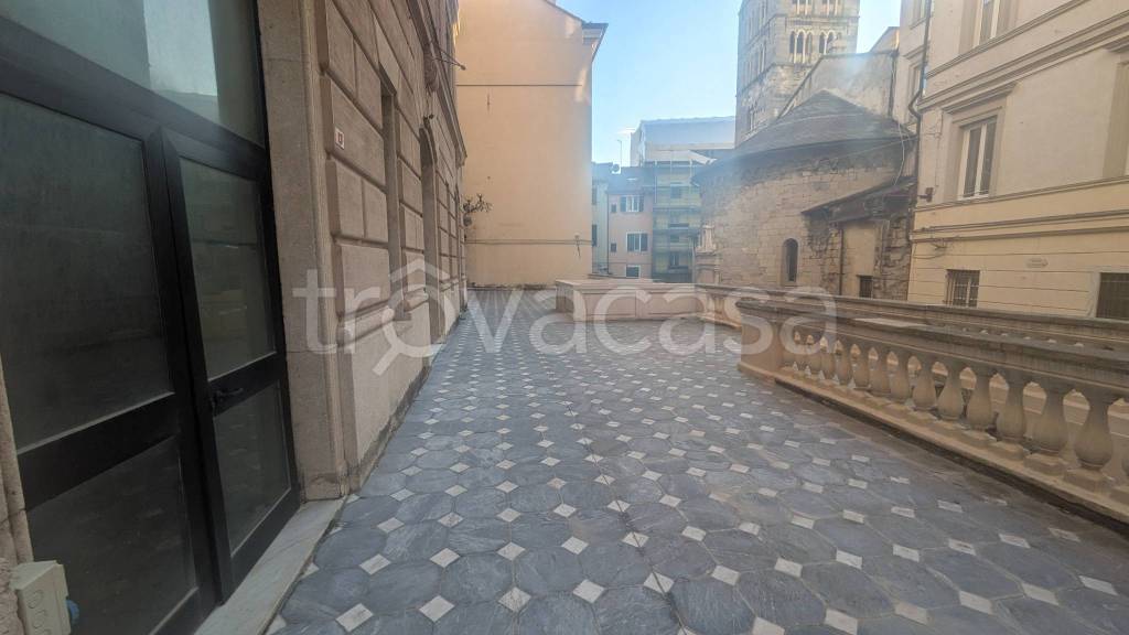 negozio in vendita a Genova in zona Sottoripa / Maddalena / Molo