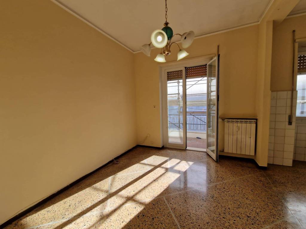appartamento in vendita a Genova in zona Quezzi