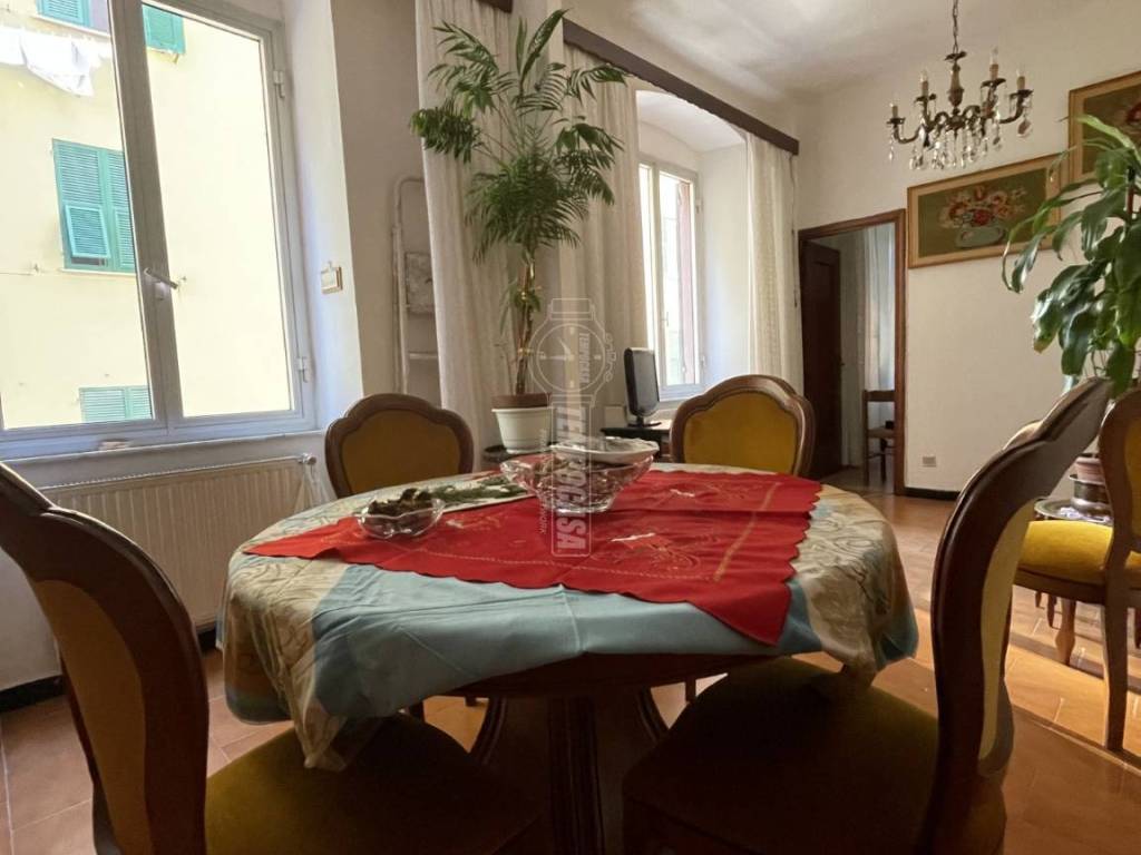 appartamento in vendita a Genova in zona Sampierdarena