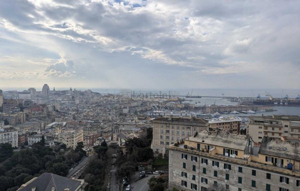 appartamento in vendita a Genova in zona Castelletto