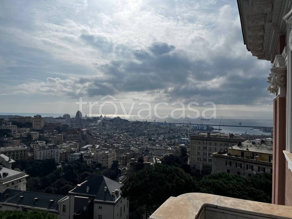 appartamento in vendita a Genova in zona Castelletto