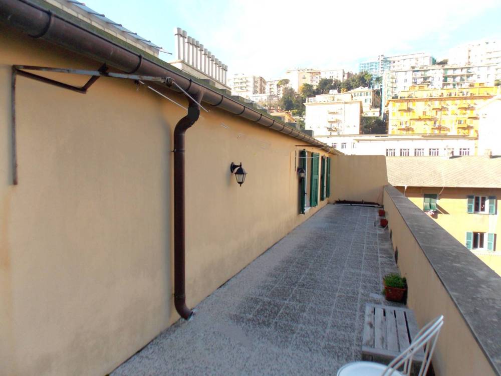 appartamento in vendita a Genova in zona Lagaccio / Granarolo