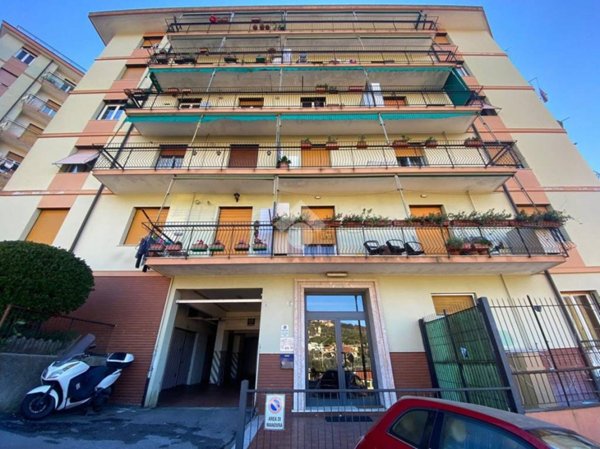 appartamento in vendita a Genova in zona Struppa