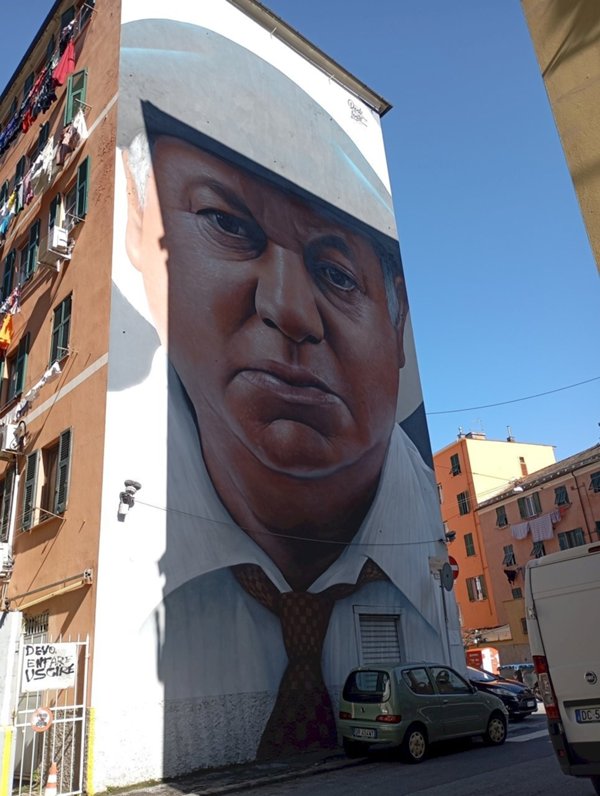 appartamento in vendita a Genova in zona Certosa