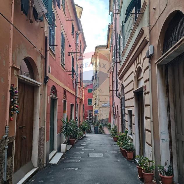 appartamento in vendita a Genova in zona Voltri