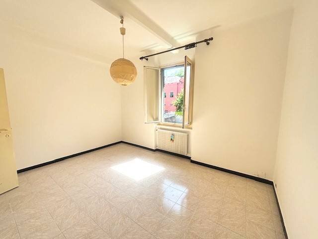 appartamento in vendita a Genova in zona Marassi