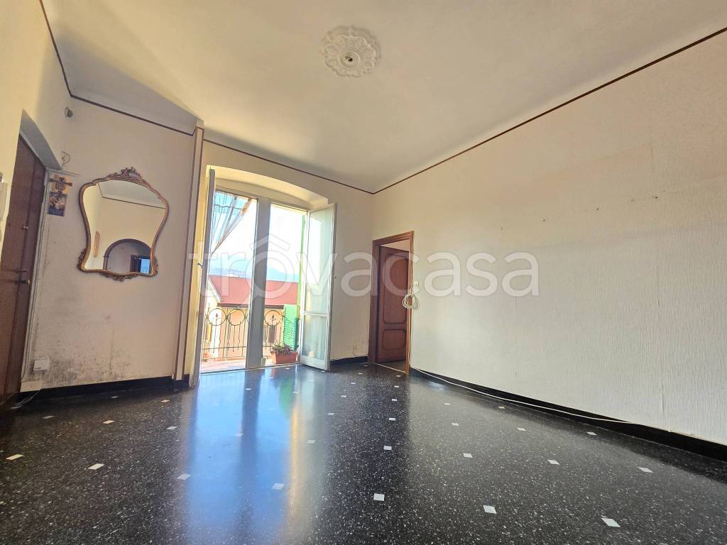 appartamento in vendita a Genova in zona Sampierdarena