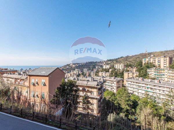 appartamento in vendita a Genova in zona Oregina