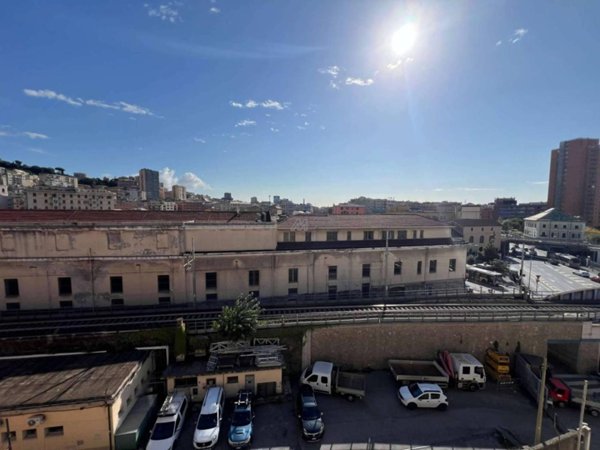 appartamento in vendita a Genova in zona Sampierdarena