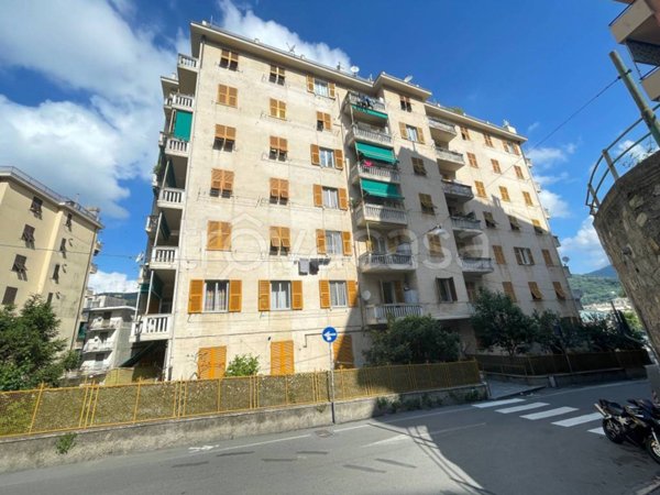 appartamento in vendita a Genova in zona Molassana
