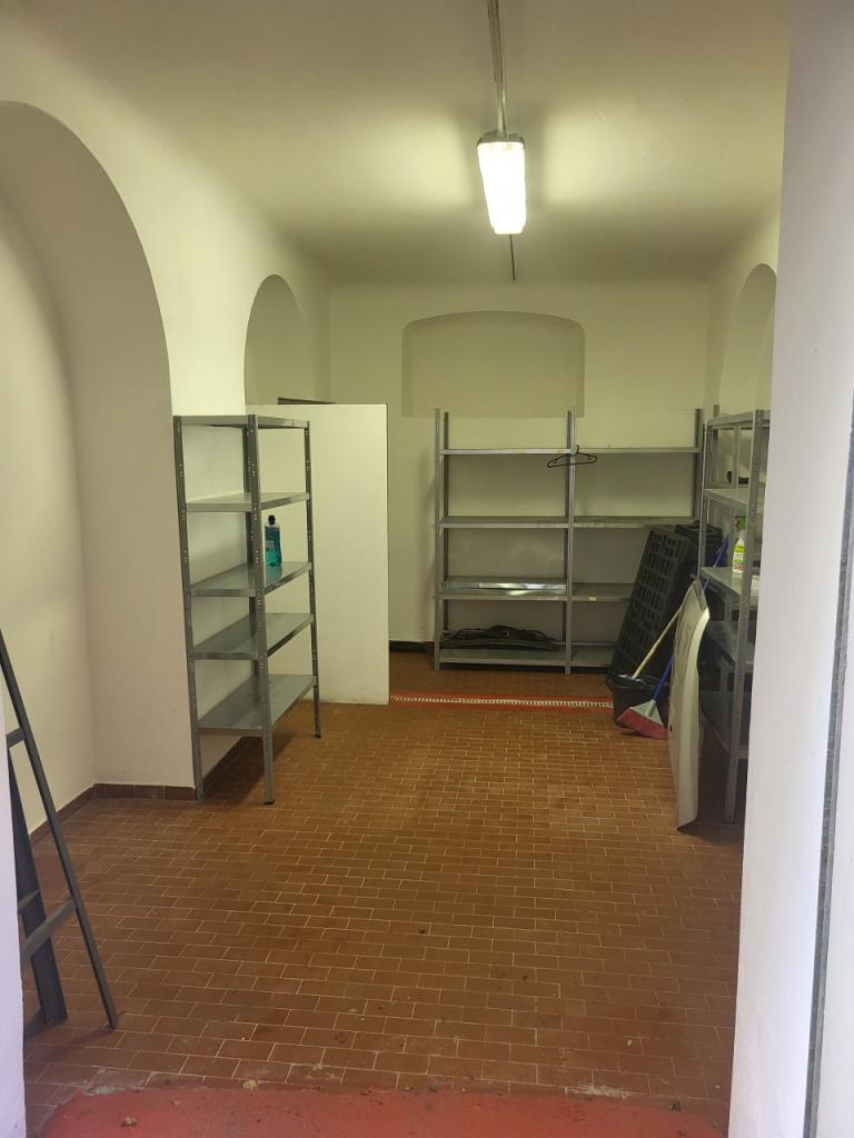 monolocale in vendita a Genova in zona Certosa