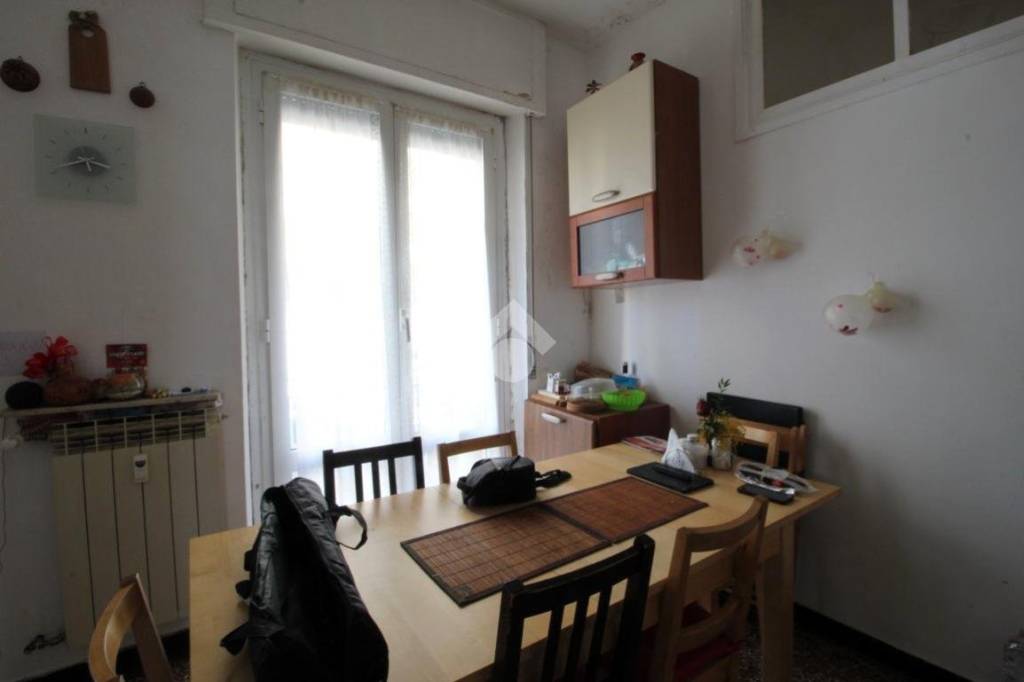 appartamento in vendita a Genova in zona Molassana