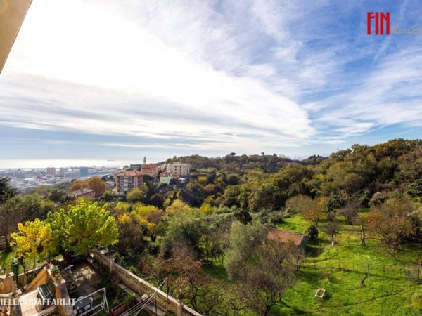 appartamento in vendita a Genova in zona Cornigliano