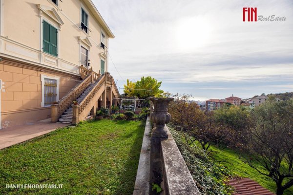 appartamento in vendita a Genova in zona Cornigliano