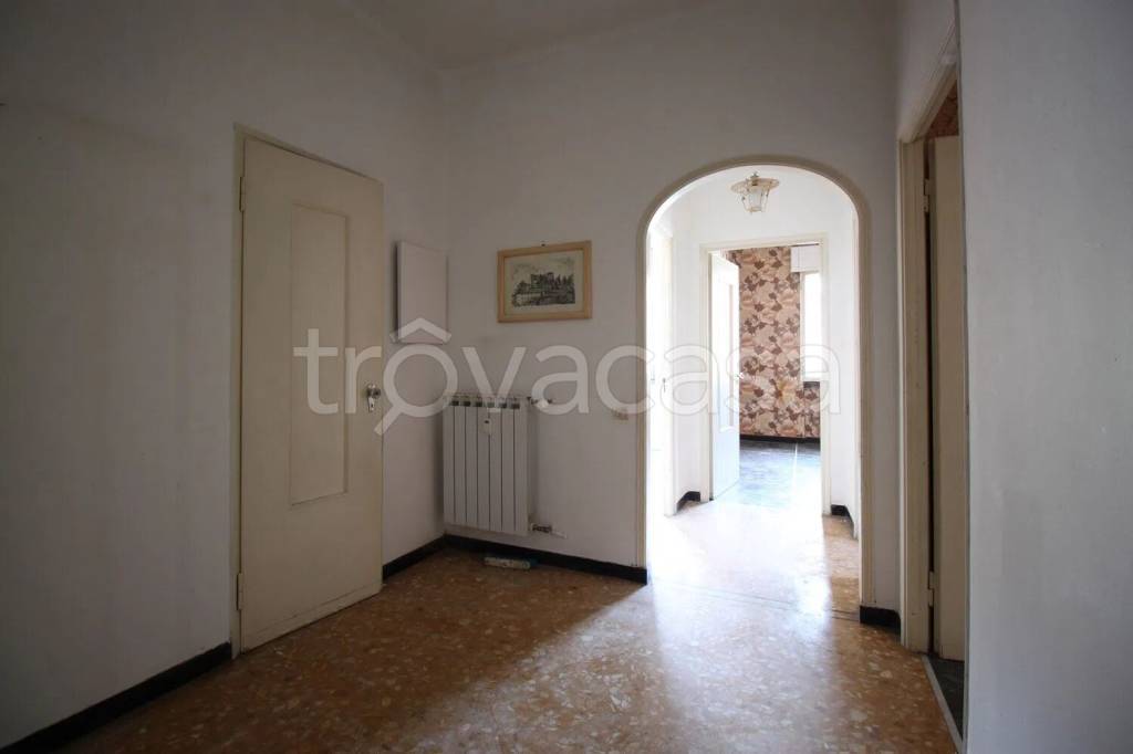 appartamento in vendita a Genova in zona Molassana