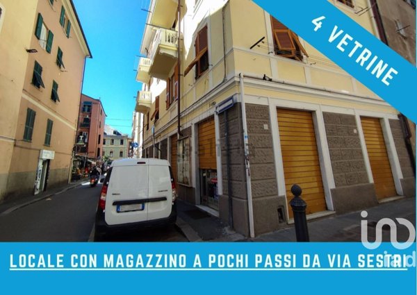 locale commerciale in vendita a Genova in zona Sestri Ponente