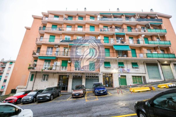 appartamento in vendita a Genova in zona Marassi