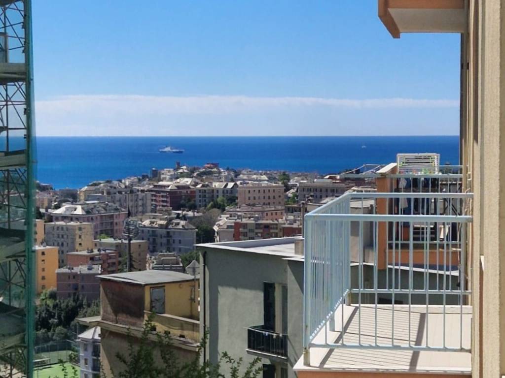 appartamento in vendita a Genova in zona San Martino