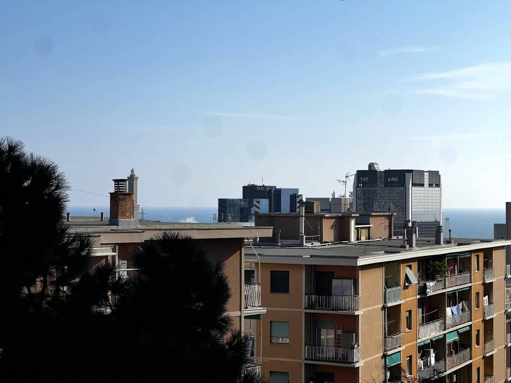 appartamento in vendita a Genova in zona Sampierdarena