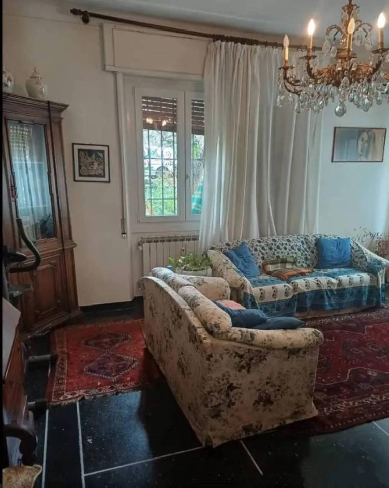 appartamento in vendita a Genova in zona Pegli