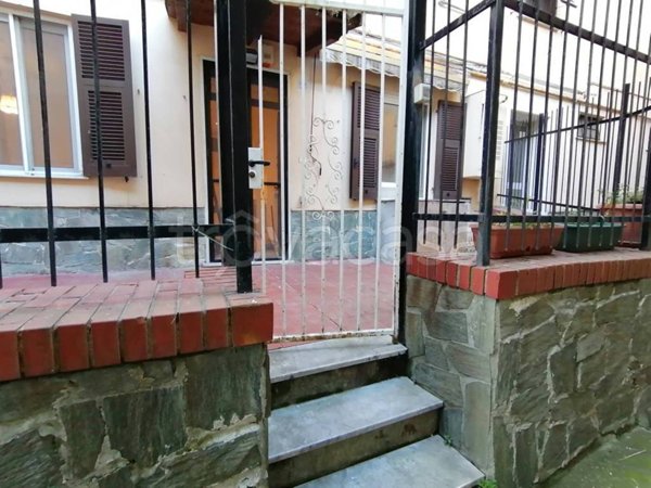 appartamento in vendita a Genova in zona Bolzaneto