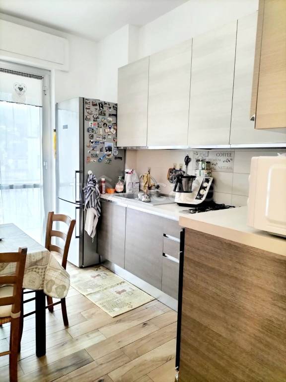 appartamento in vendita a Genova in zona Staglieno