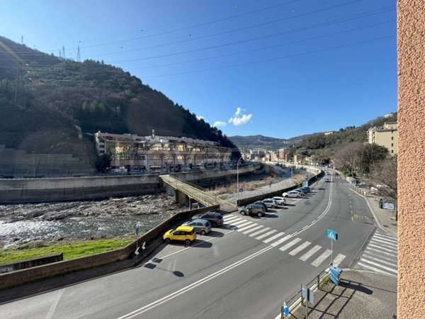 appartamento in vendita a Genova in zona Struppa