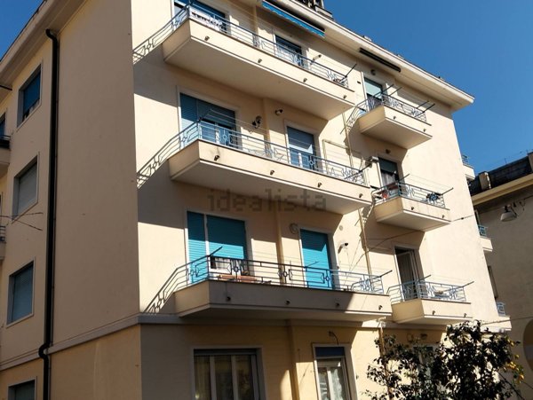 appartamento in vendita a Genova in zona Sestri Ponente