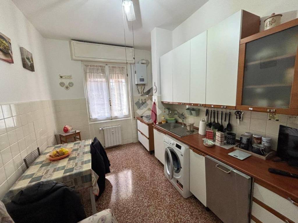 appartamento in vendita a Genova in zona Quezzi