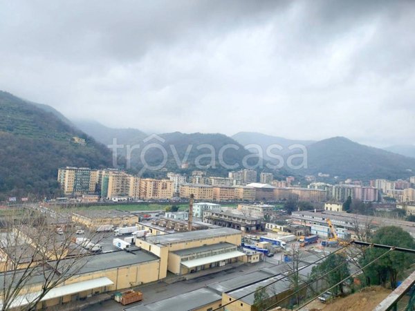 appartamento in vendita a Genova in zona Molassana