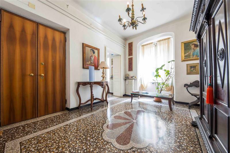 appartamento in vendita a Genova in zona Castelletto