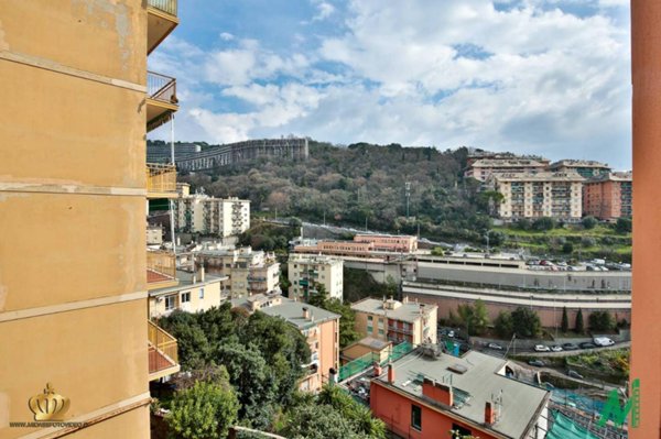 appartamento in vendita a Genova in zona Marassi
