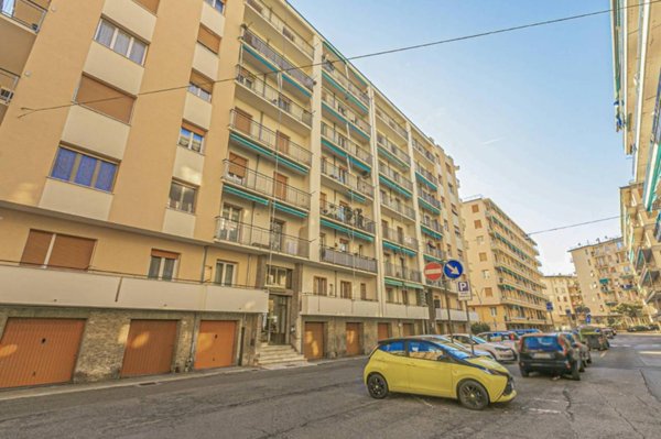 appartamento in vendita a Genova in zona Pegli