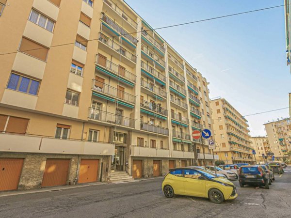 appartamento in vendita a Genova in zona Pegli