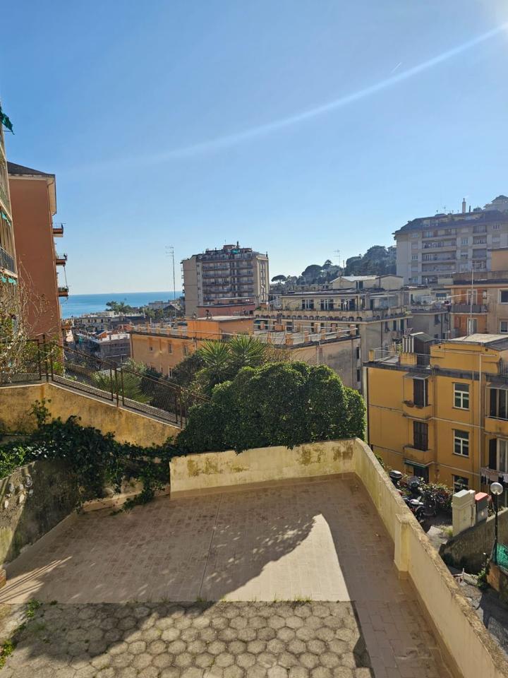 appartamento in vendita a Genova in zona Pegli