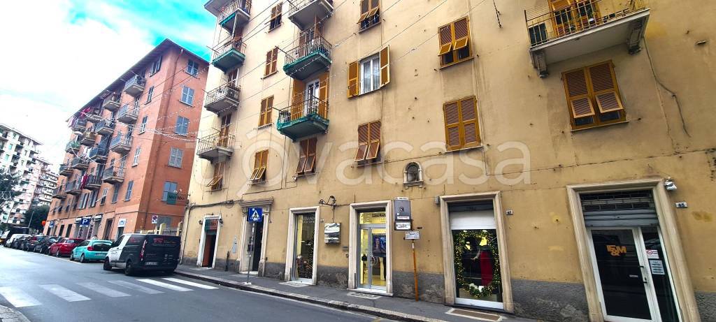 appartamento in vendita a Genova in zona Pegli