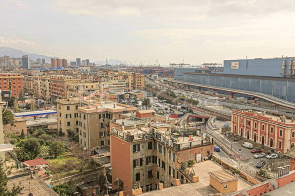appartamento in vendita a Genova in zona Cornigliano